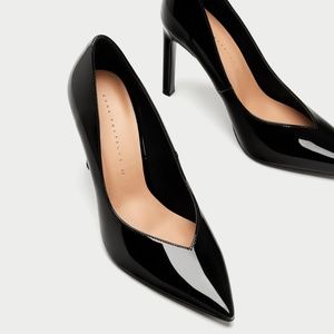 ZARA Black V-Cut High Heels Pumps ~ Size 5